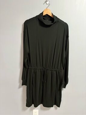 Kit and Ace Dress